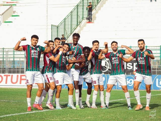 بعثة الملعب التونسي تصل إلى المغرب استعدادًا لمواجهة أولمبيك آسفي في كأس الكاف