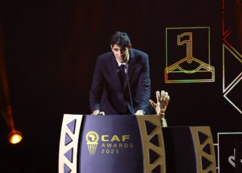 ياسين بونو: تتويج أشرف حكيمي بالكرة الذهبية الإفريقية شرف لكل المغاربة