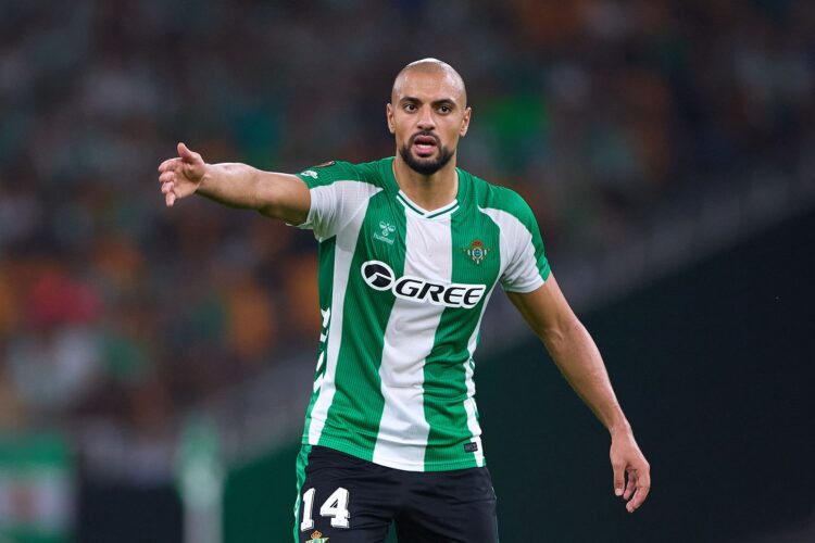 SEVILLE, SPAIN - SEPTEMBER 24: Sofyan Amrabat of Real Betis in action during the UEFA Europa League 2025/26 League Phase MD1 match between Real Betis Balompie and Nottingham Forest FC at  on September 24, 2025 in Seville, Spain. (Photo by Fran Santiago - UEFA/UEFA via Getty Images)
